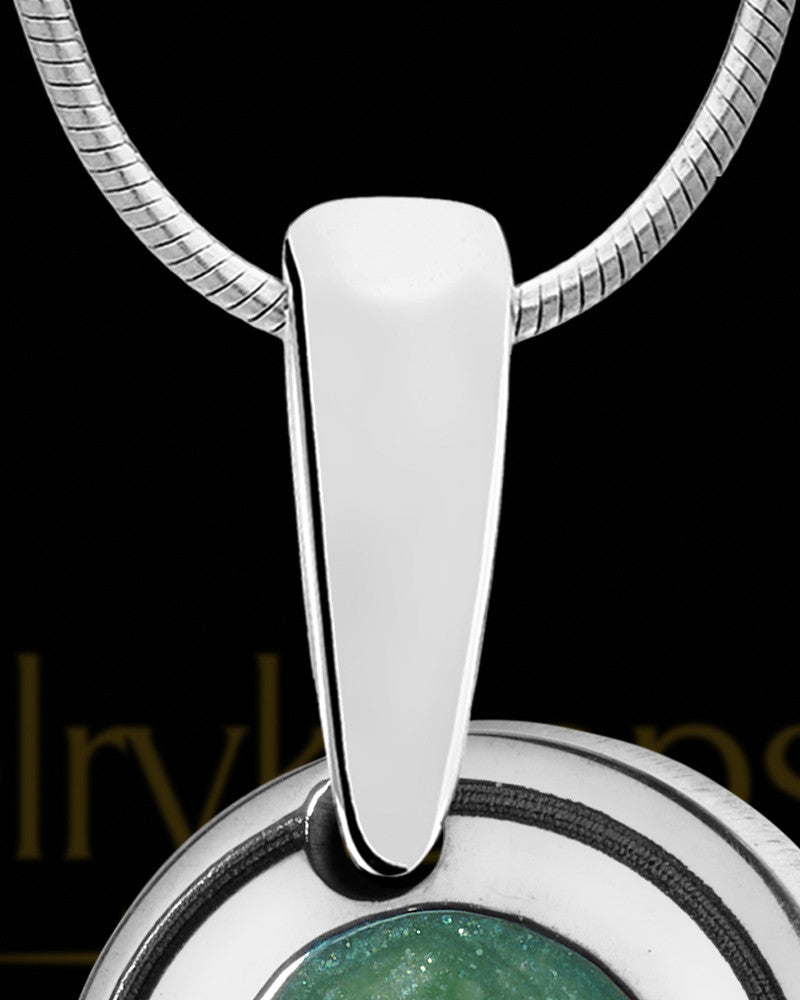 Evergreen Cove Side Heart Silver Ash Jewelry