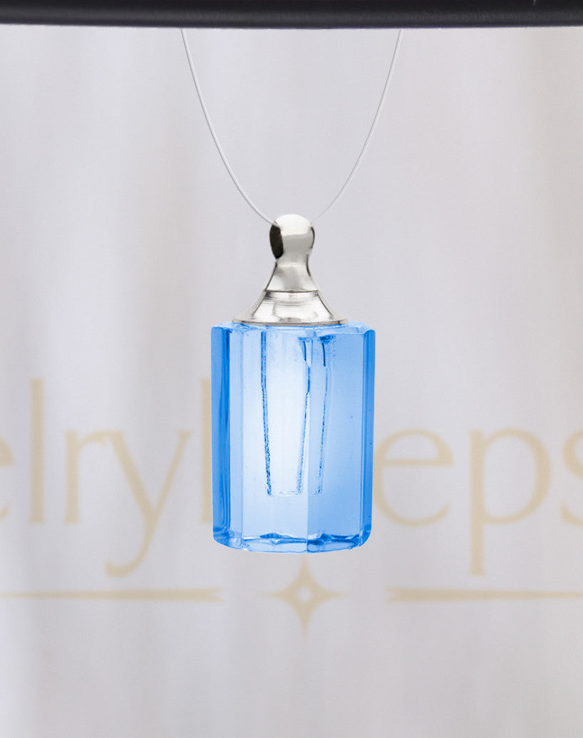 Royal Fondness Glass Reflection Pendant