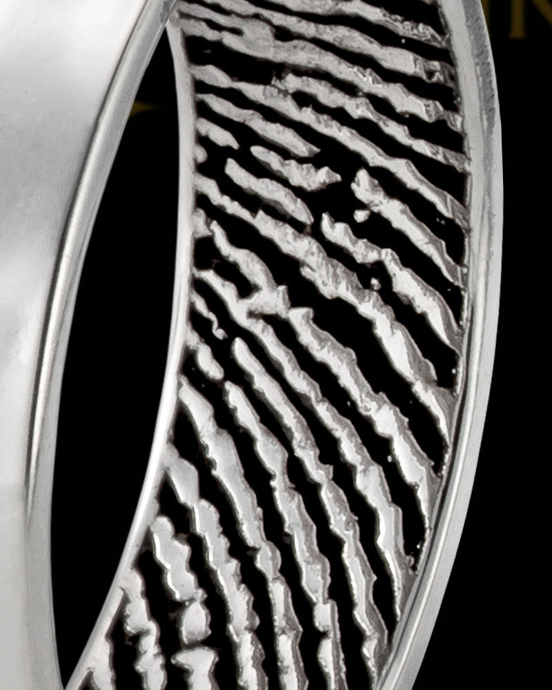 Ladies Sterling Silver Hammered Thumbprint Ring