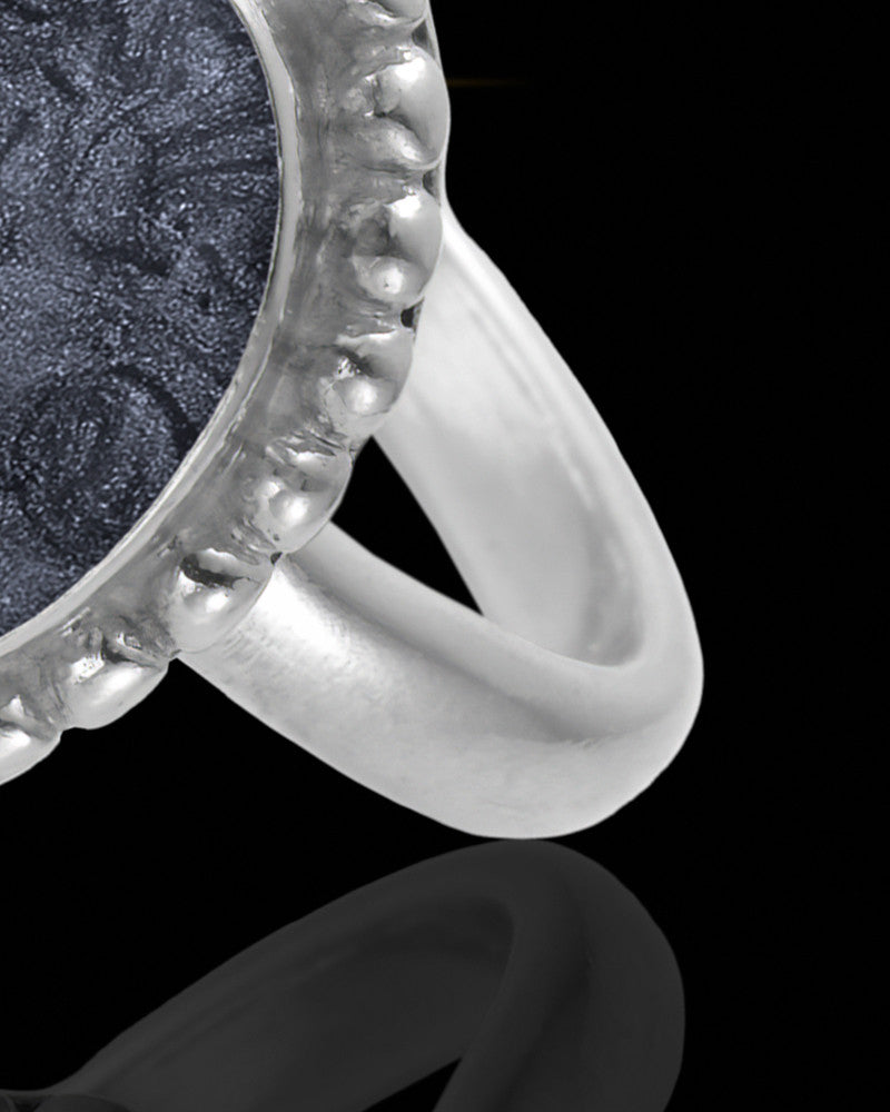 Ladies Carrollton with Graphite Silver Ash Ring