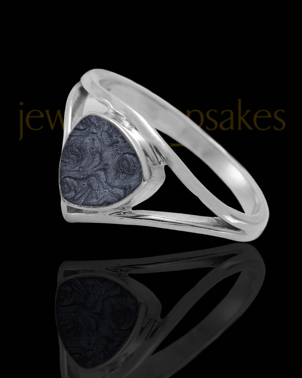 Ladies Tennyson with Graphite Silver Ash Ring
