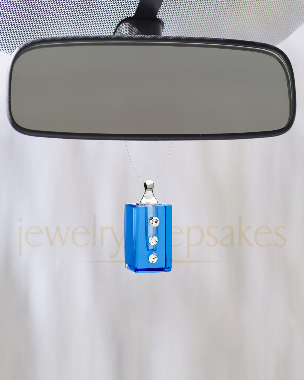 Royal Dependable Glass Reflection Pendant