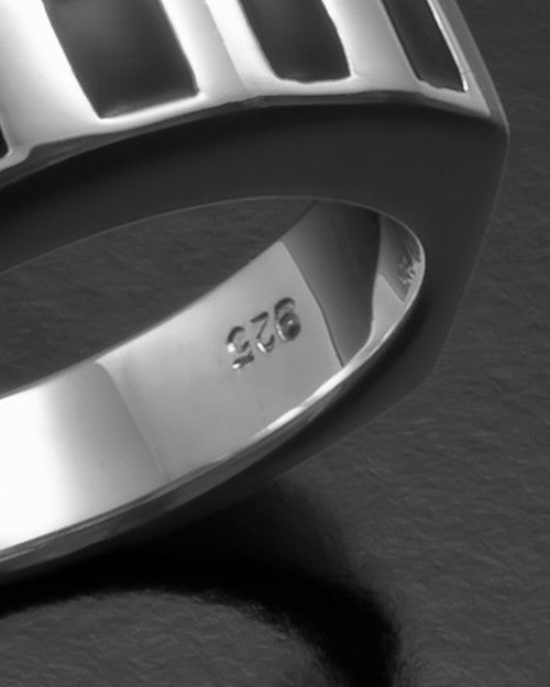 Men's 14k White Gold Efficient Cremation Ring