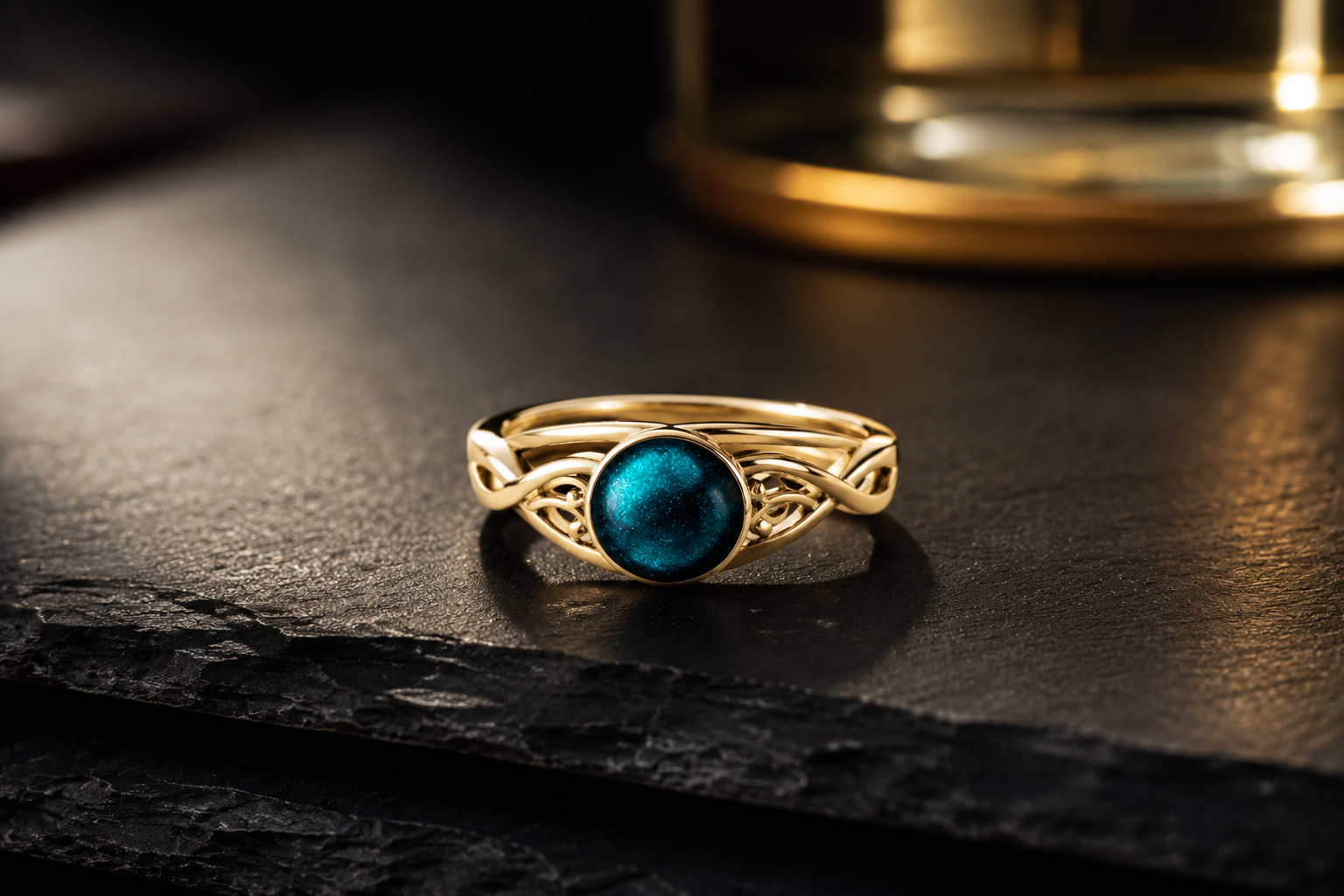 Your Complete Guide to Choosing a Cremation Ring for Ashes